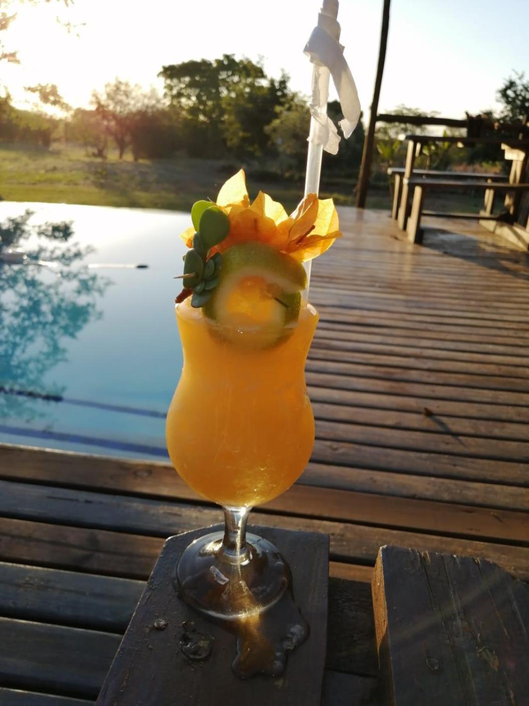 Tranquillity Day Spa & Lodge Baviaanspoort Eksteriør bilde