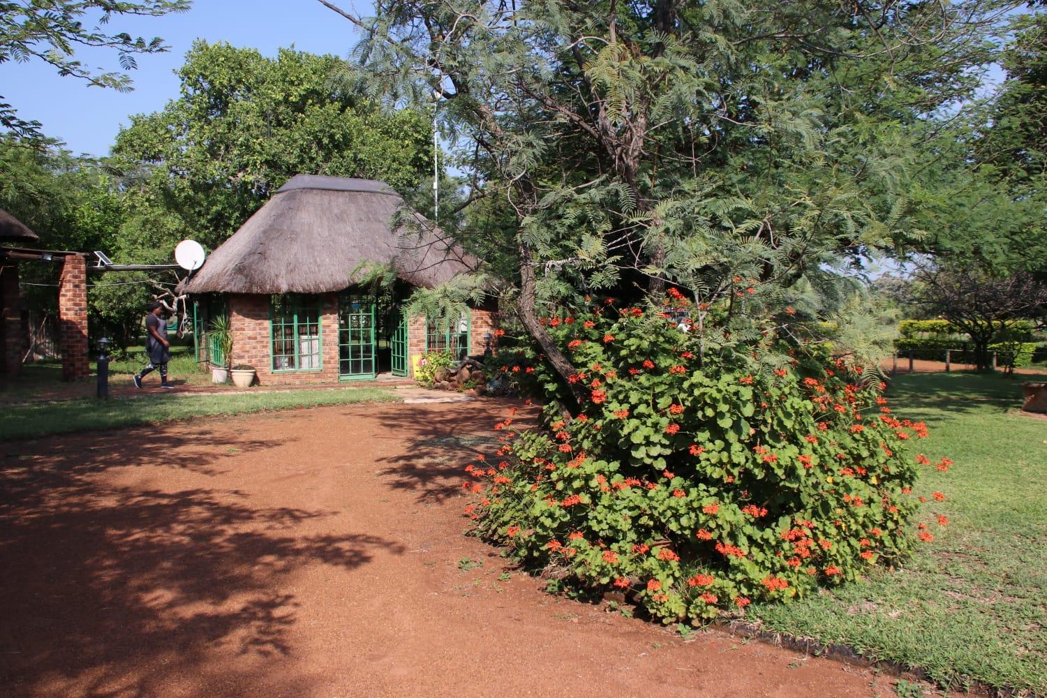Tranquillity Day Spa & Lodge Baviaanspoort Eksteriør bilde